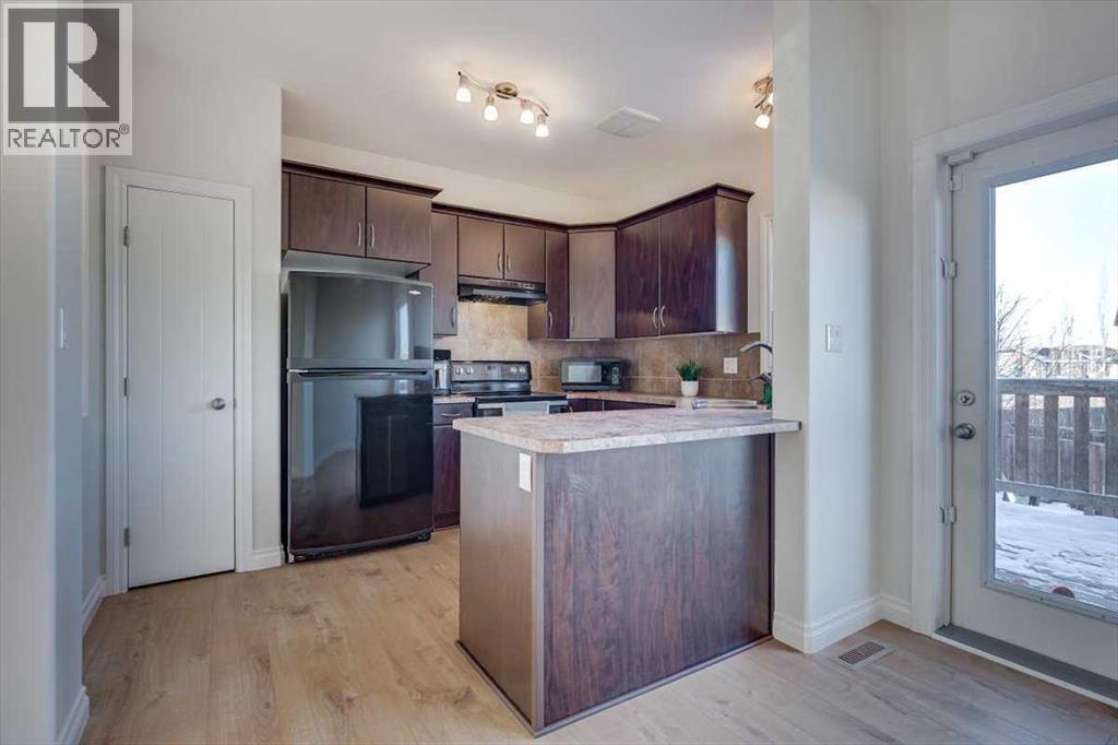 97 Piper Close, Blackfalds, AB - Indoor Photo Showing Kitchen