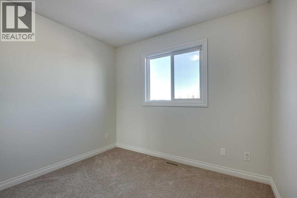 97 Piper Close, Blackfalds, AB - Indoor Photo Showing Other Room