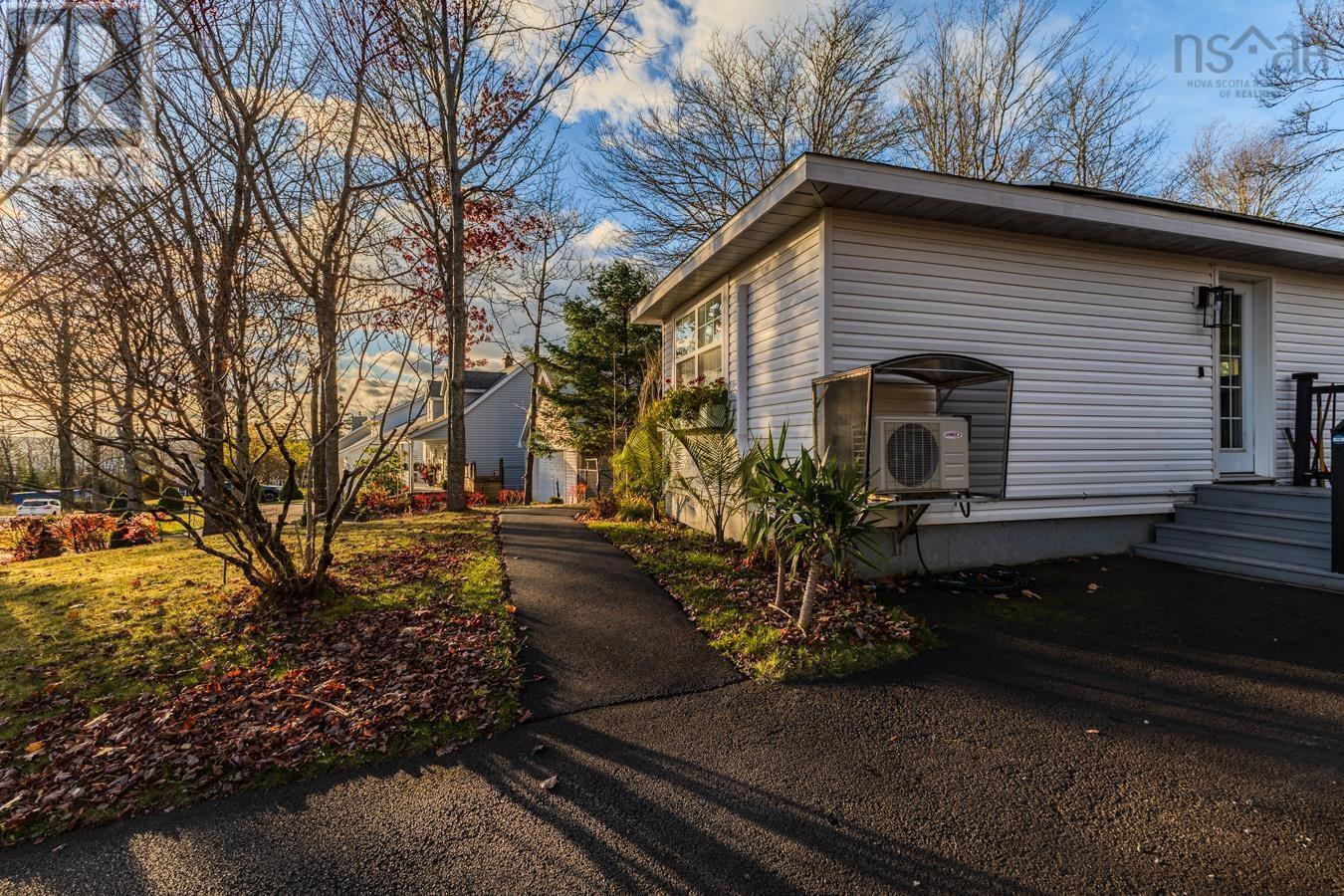 21 Heritage Place, Truro, NS - Outdoor