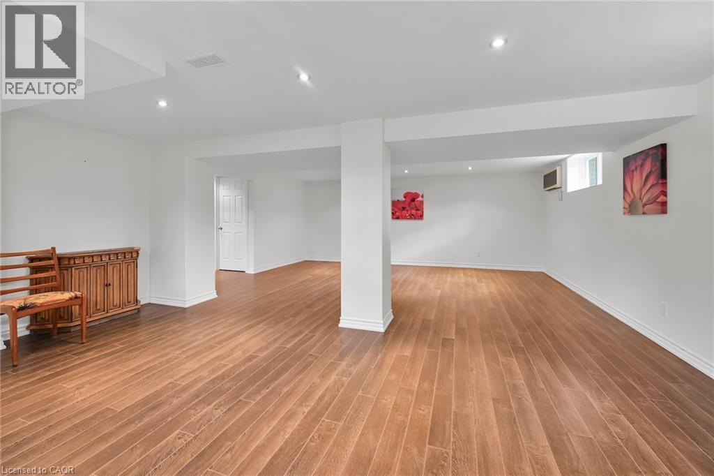 128 Oneida Boulevard, Ancaster, ON - Indoor