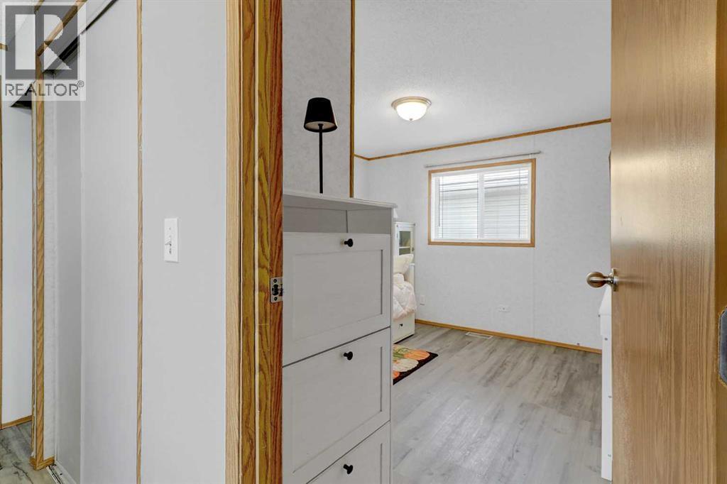 10914 96 Street, Clairmont, AB - Indoor Photo Showing Other Room