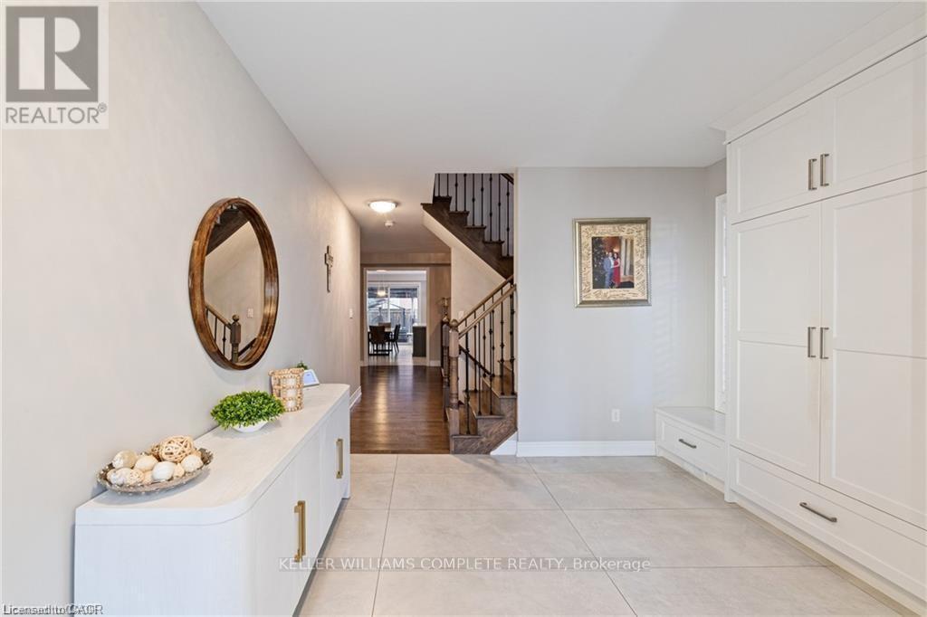 24 Macbean Crescent, Hamilton, ON - Indoor Photo Showing Other Room