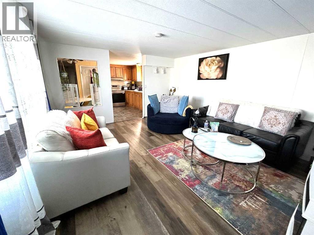 117 Maple Drive W, Brooks, AB