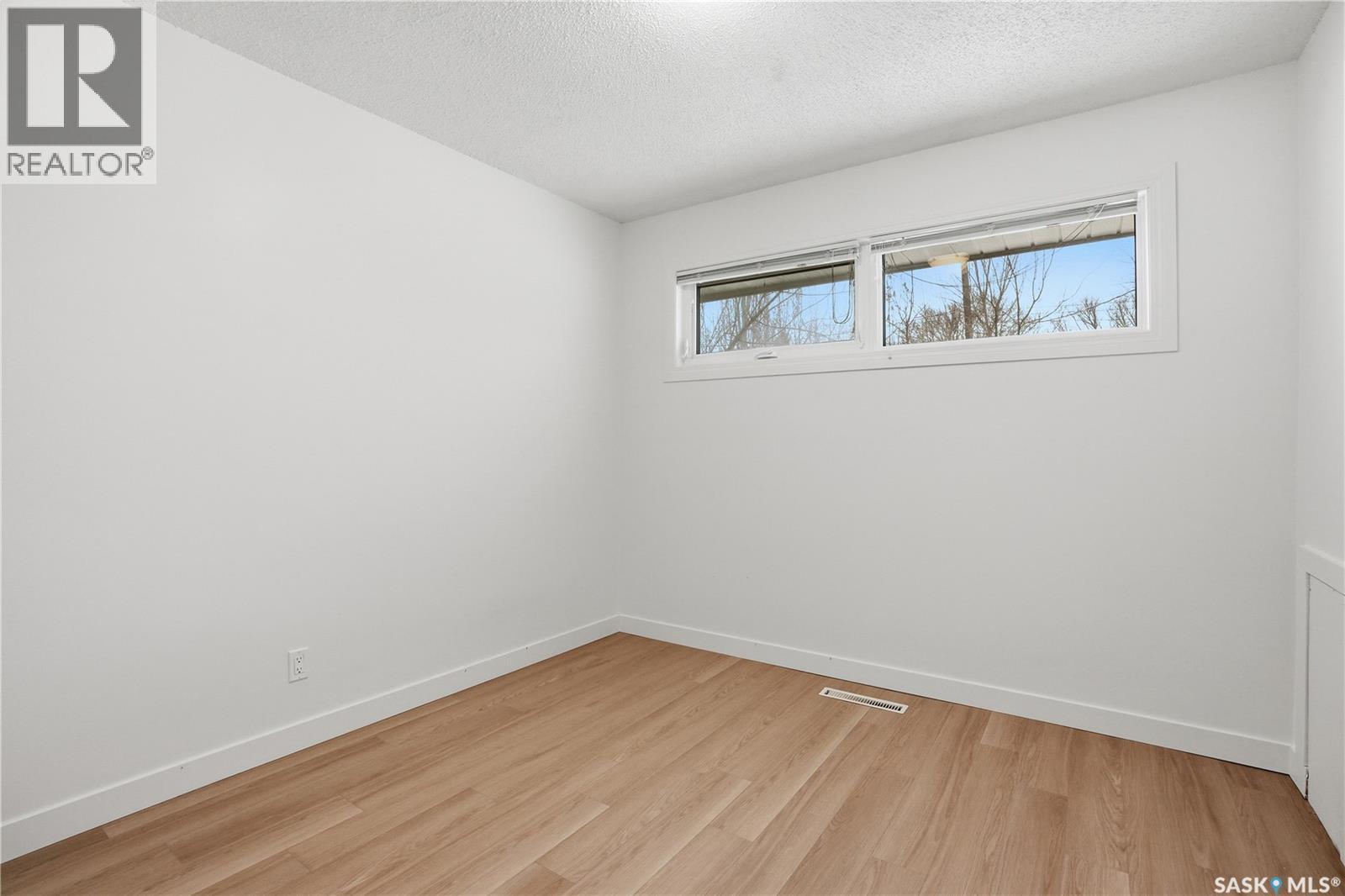 1910 Ewart Avenue, Saskatoon, SK - Indoor Photo Showing Other Room