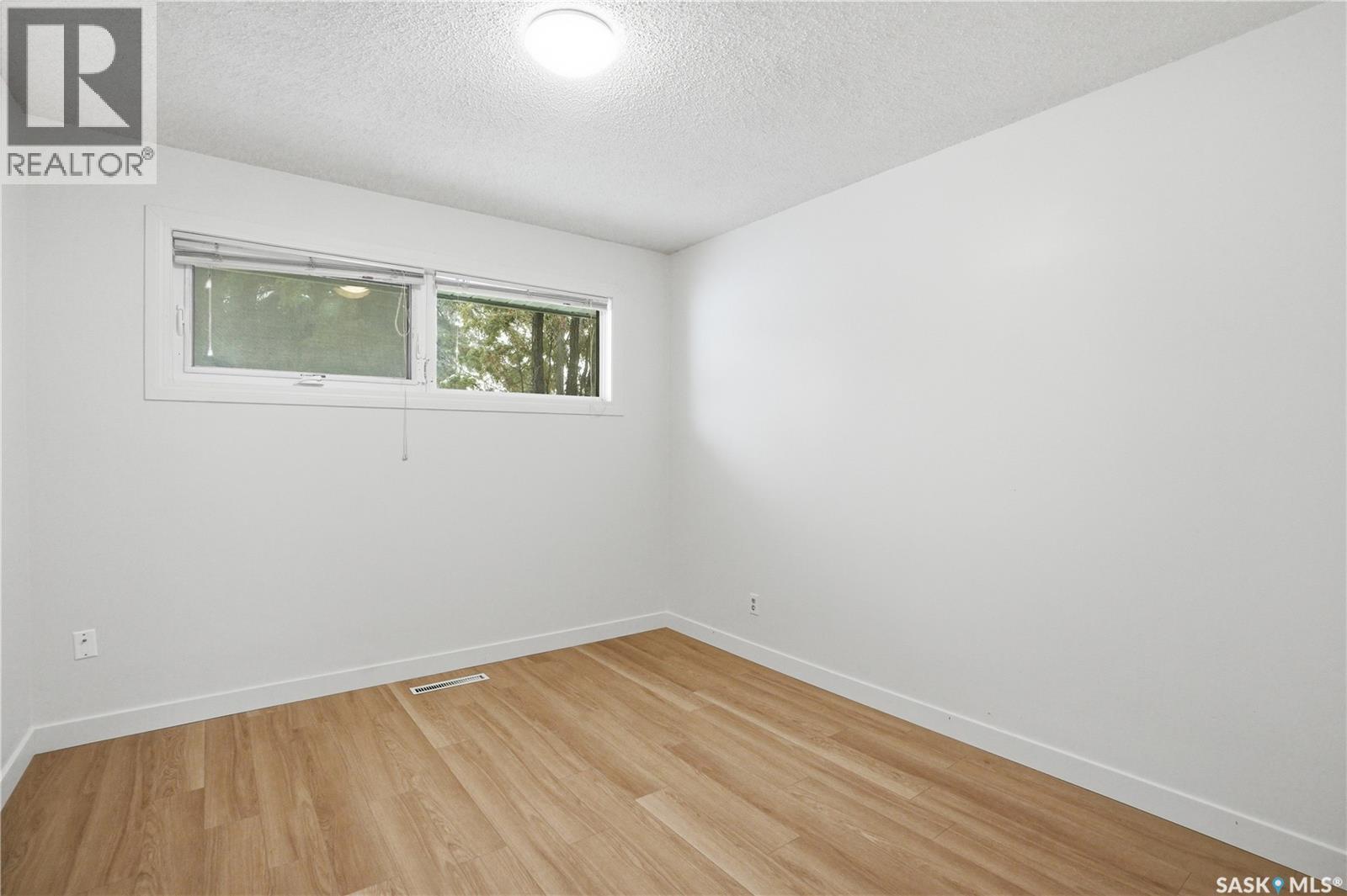 1910 Ewart Avenue, Saskatoon, SK - Indoor Photo Showing Other Room