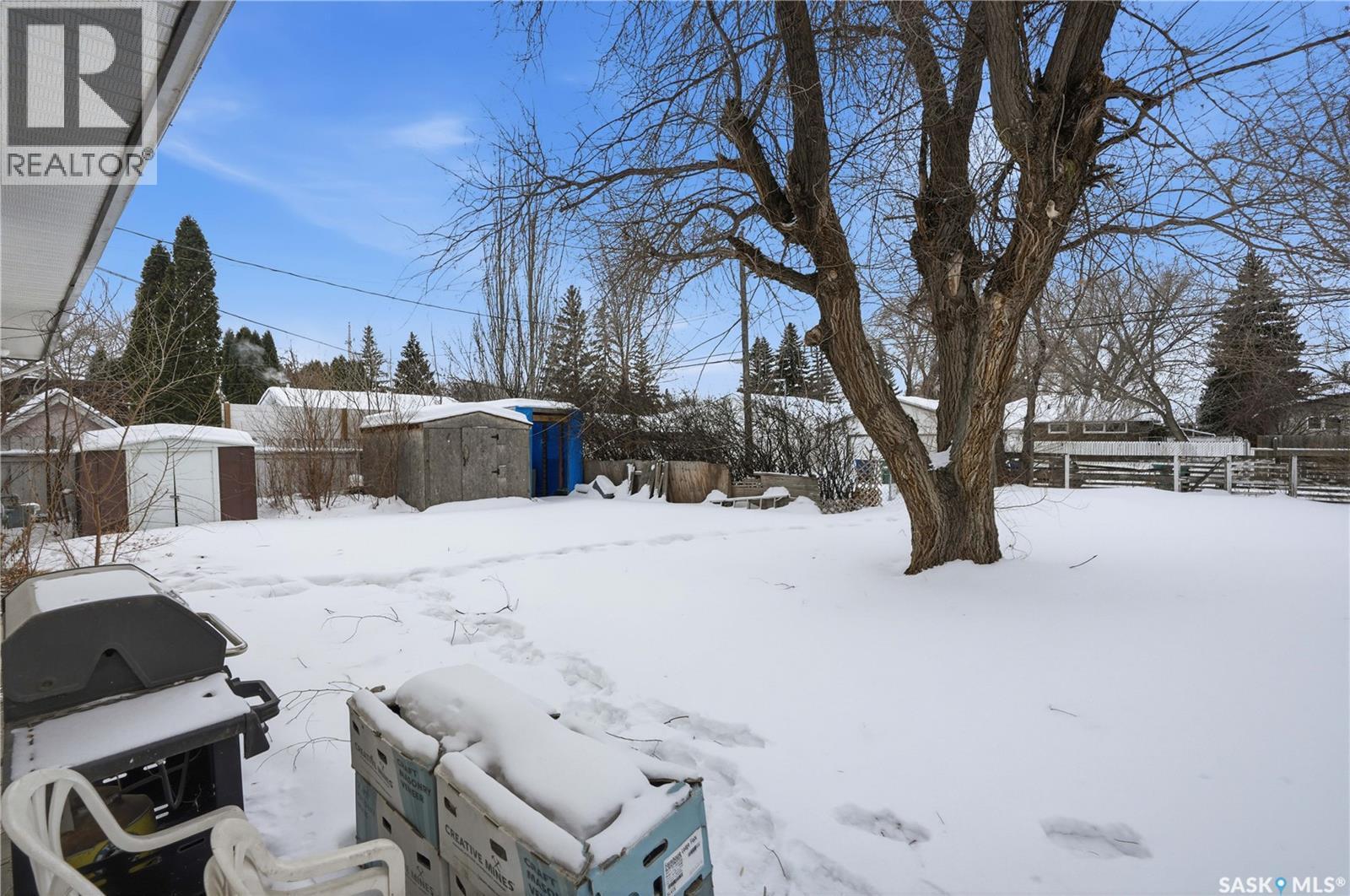 1910 Ewart Avenue, Saskatoon, SK - Outdoor