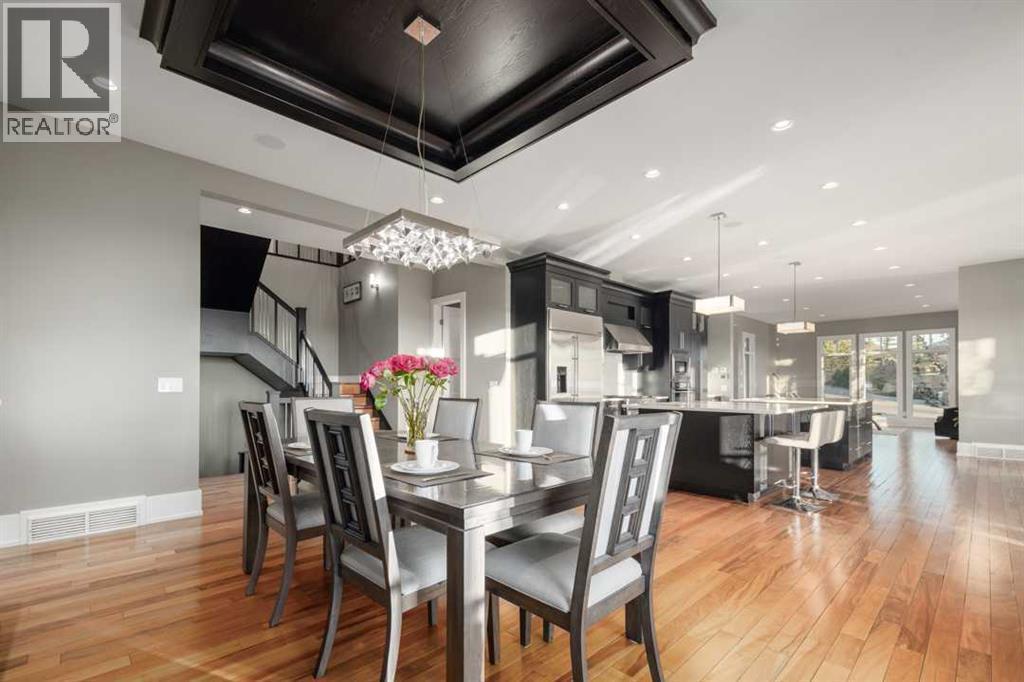 16 Spring Valley Way Sw, Calgary, AB - Indoor Photo Showing Dining Room