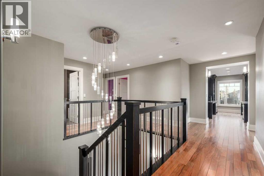 16 Spring Valley Way Sw, Calgary, AB - Indoor Photo Showing Other Room