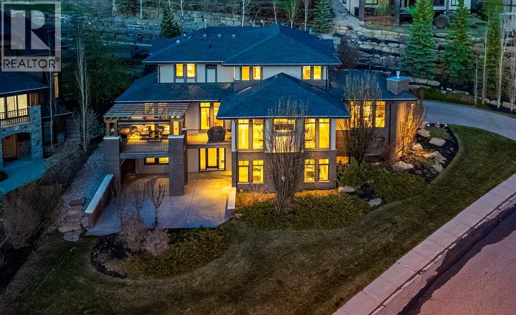 16 Spring Valley Way Sw, Calgary, AB - Outdoor