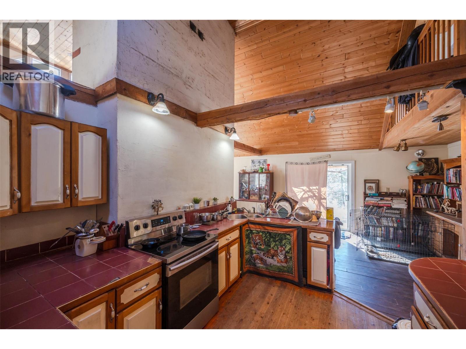 22797 Garnet Valley Road, Summerland, BC - Indoor Photo Showing Other Room