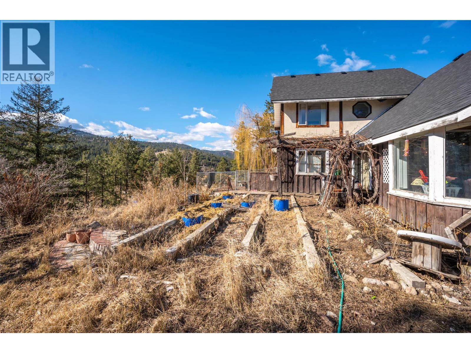 22797 Garnet Valley Road, Summerland, BC - Outdoor