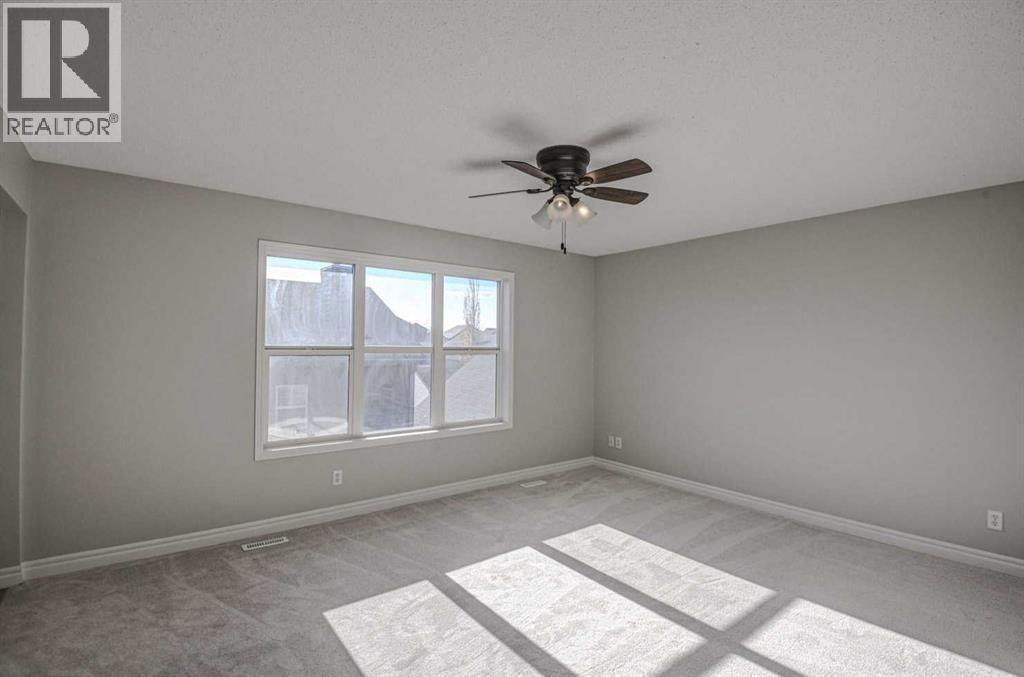 40 Prestwick Manor Se, Calgary, AB - Indoor Photo Showing Other Room