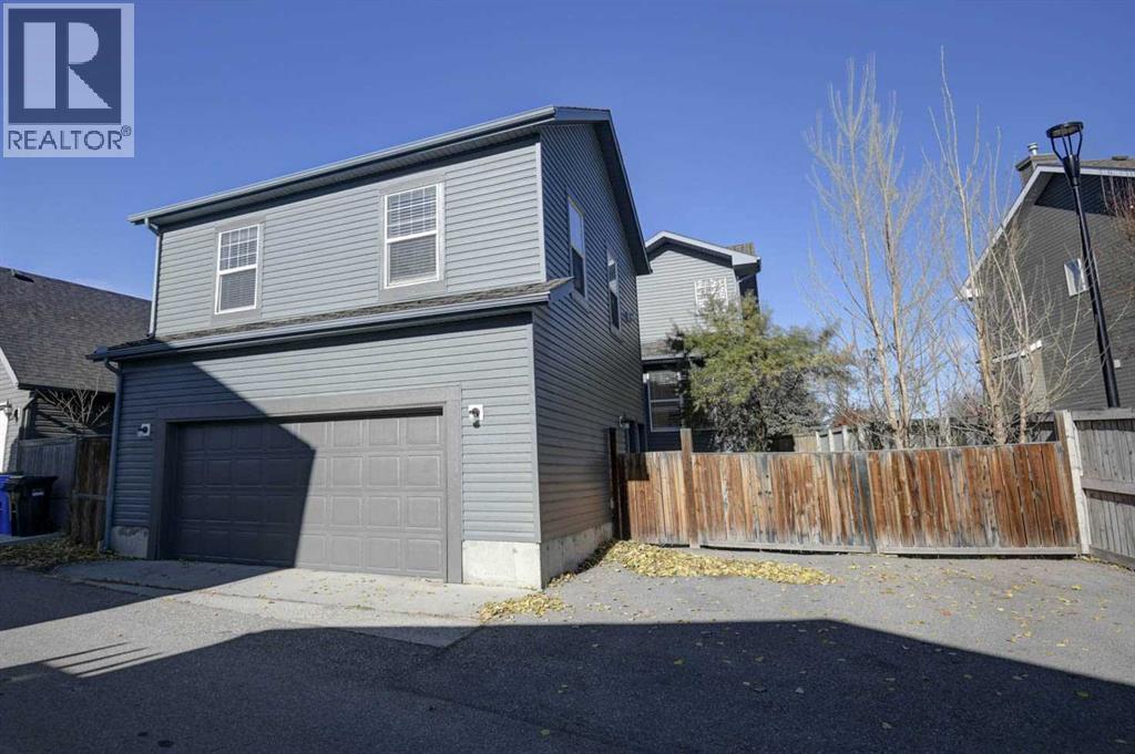 40 Prestwick Manor Se, Calgary, AB - Outdoor With Exterior