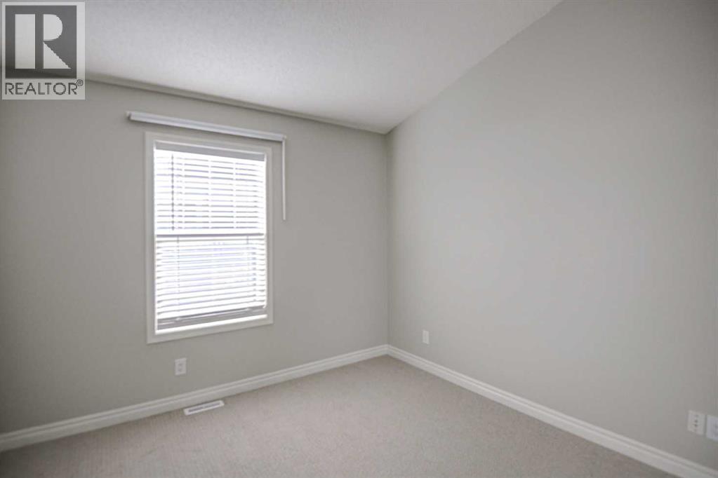 40 Prestwick Manor Se, Calgary, AB - Indoor Photo Showing Other Room