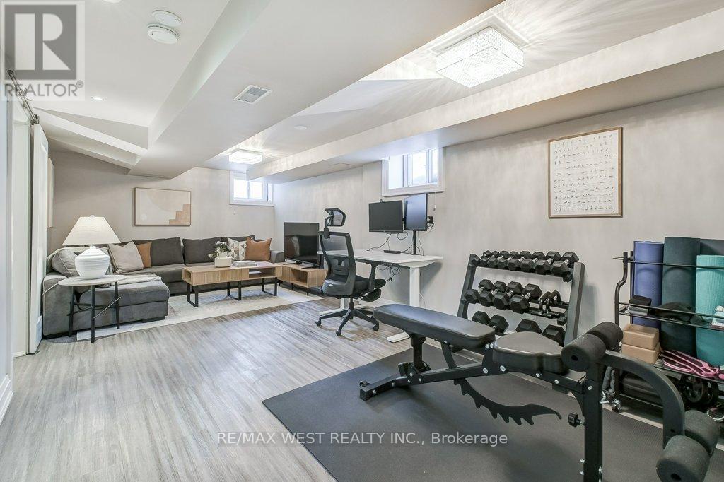 195 Berry Road, Toronto, ON - Indoor