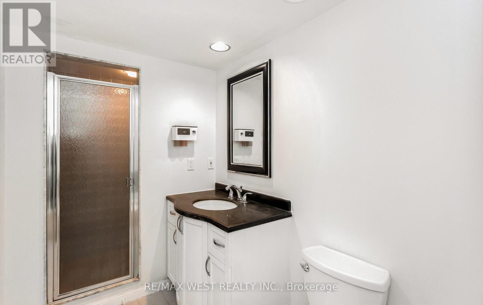 1510 - 50 Eglinton Avenue W, Mississauga, ON - Indoor Photo Showing Bathroom