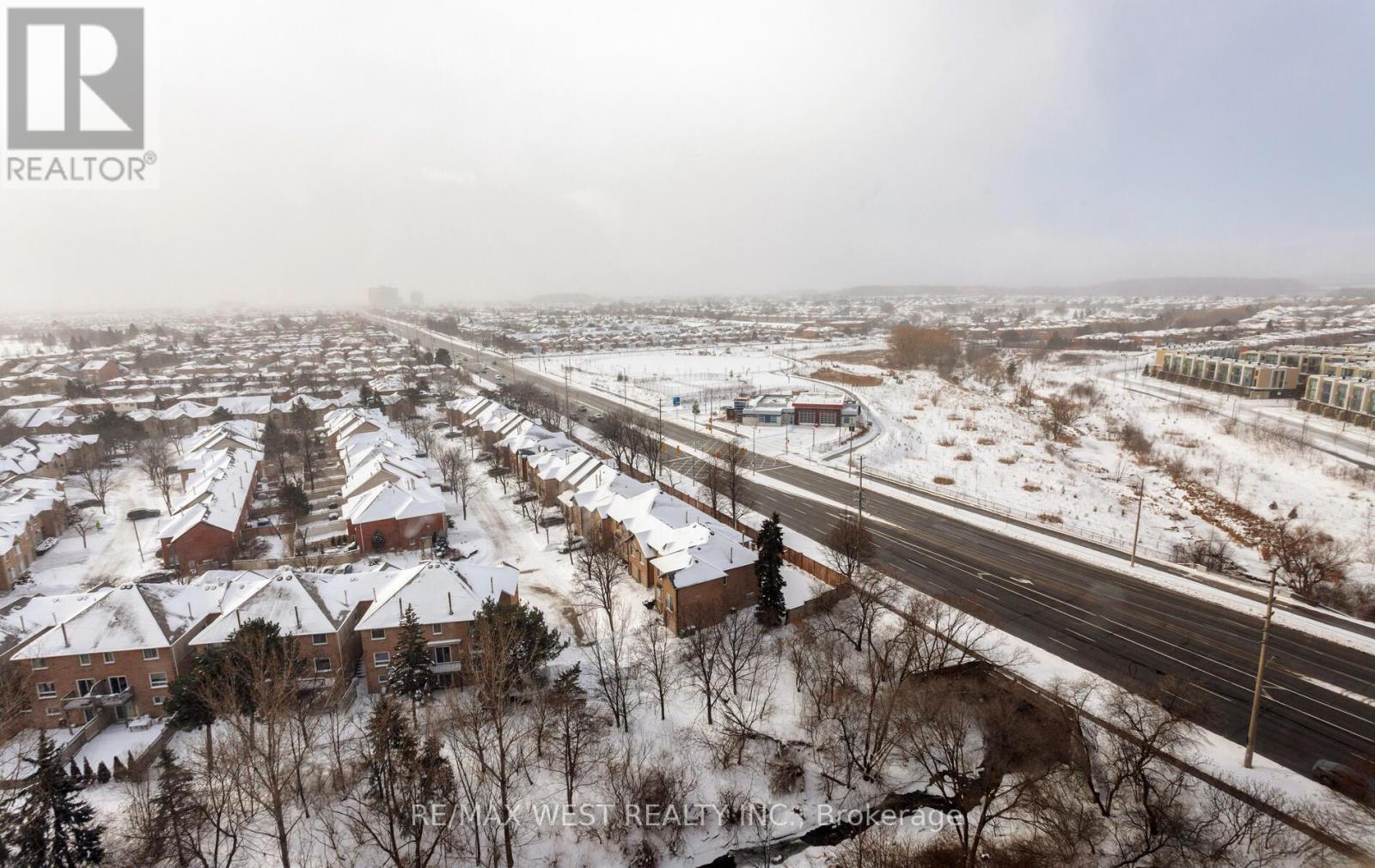 1510 - 50 Eglinton Avenue W, Mississauga, ON - Outdoor With View