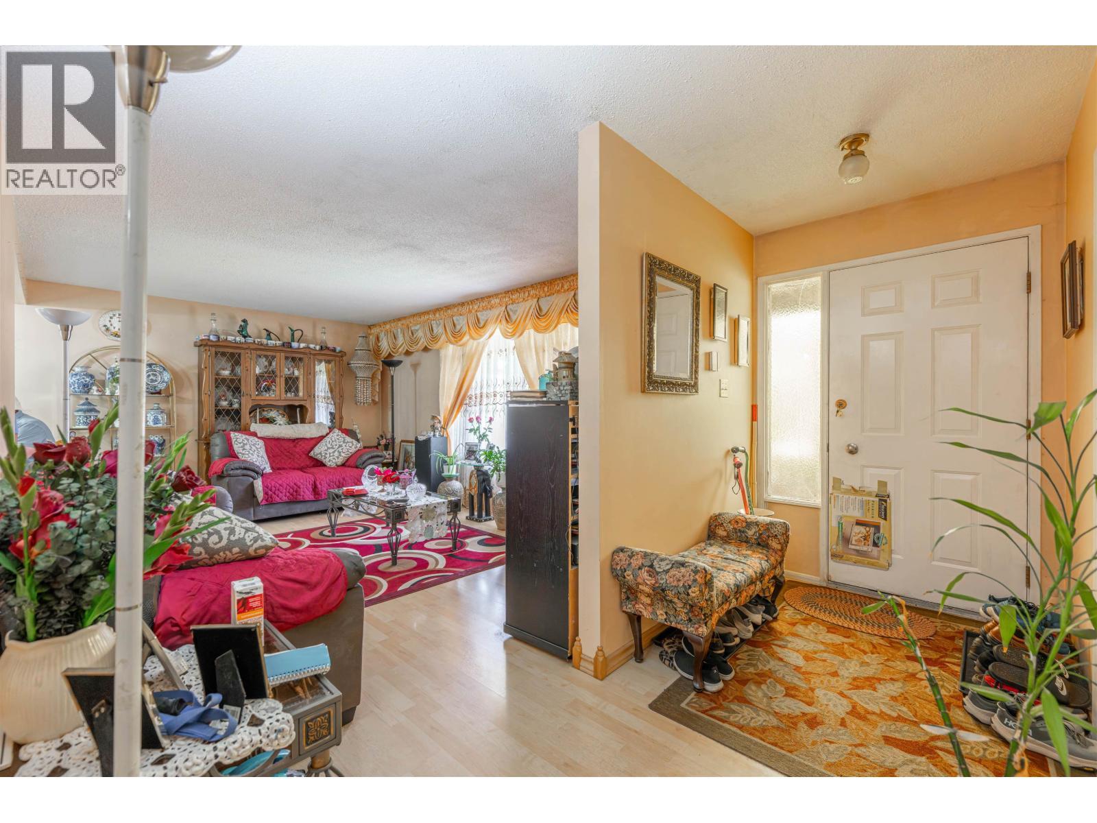 2586 Moss Avenue, Prince George, BC - Indoor