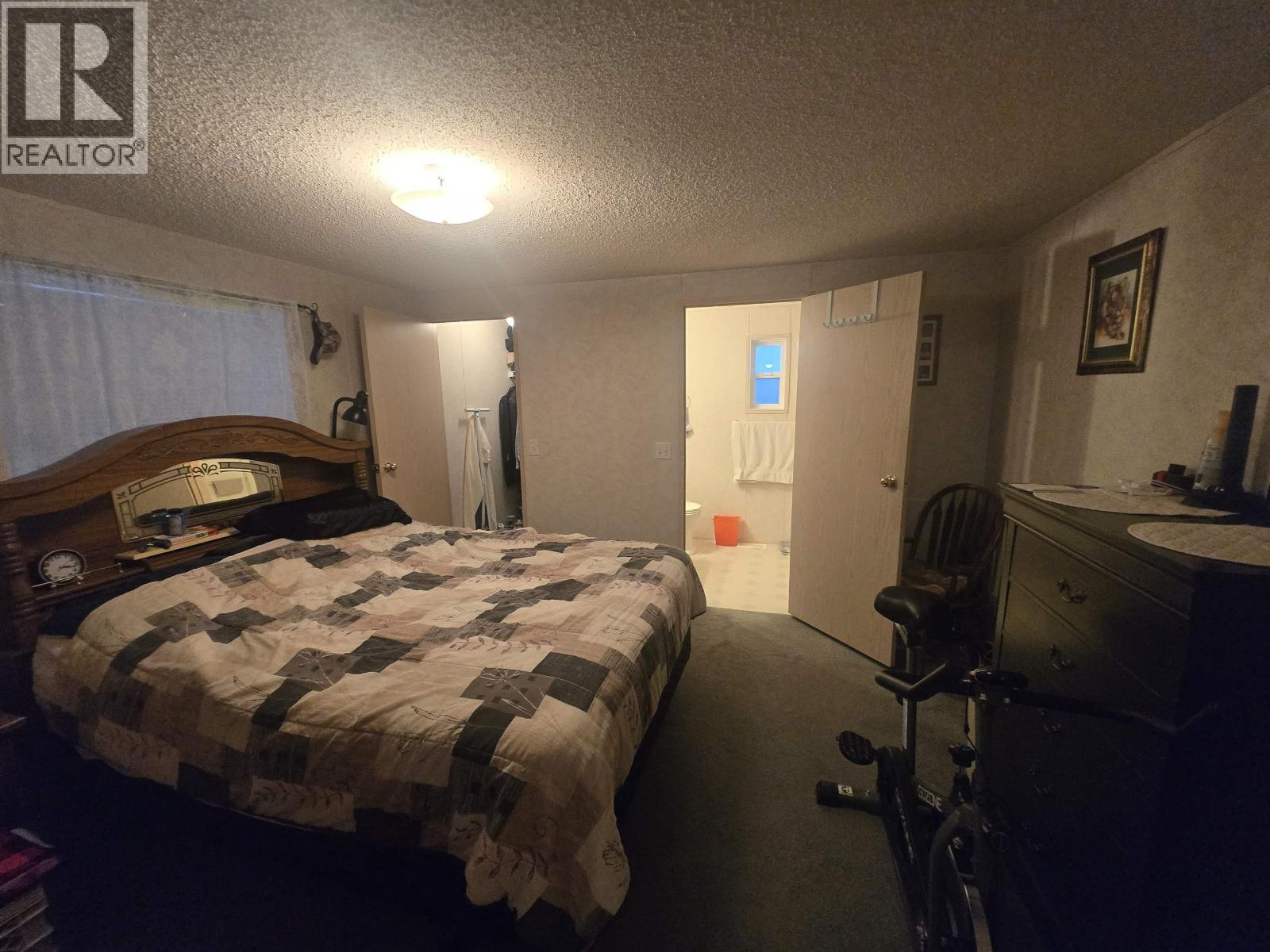 1483 Cody Dale Road, Quesnel, BC - Indoor Photo Showing Bedroom