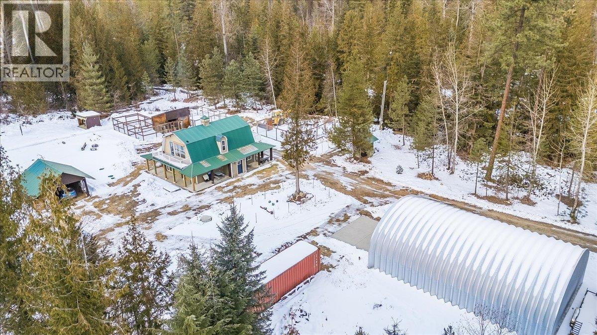 4453 Passmore Upper Road, Passmore, BC - Outdoor With View