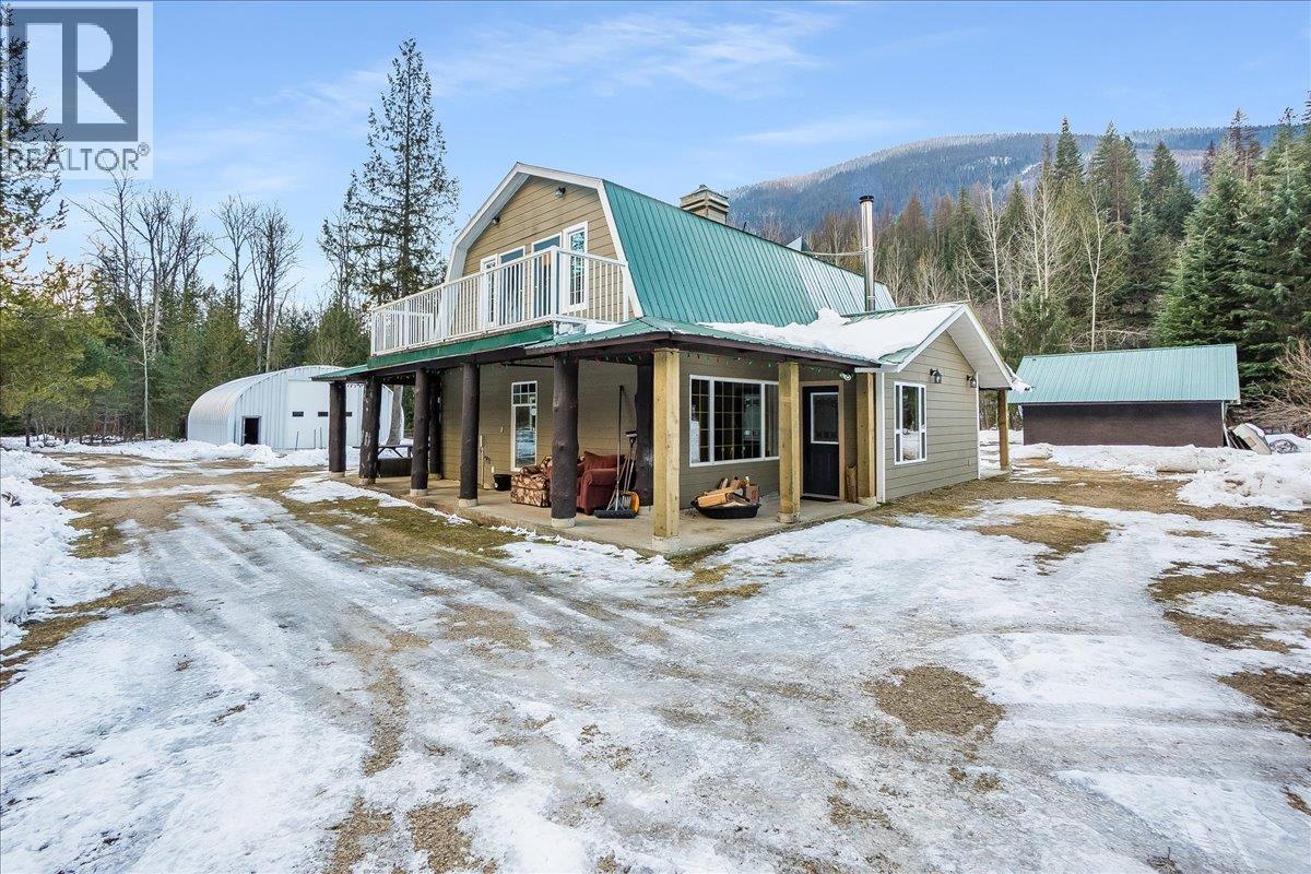 4453 Passmore Upper Road, Passmore, BC - Outdoor