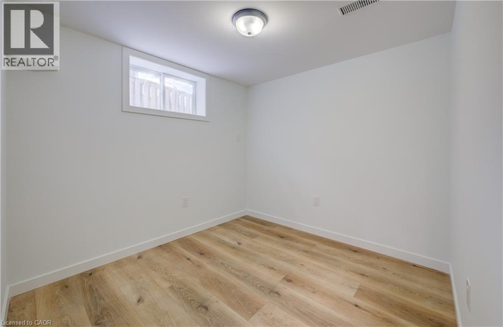 24 Alderney Avenue, Hamilton, ON - Indoor Photo Showing Other Room