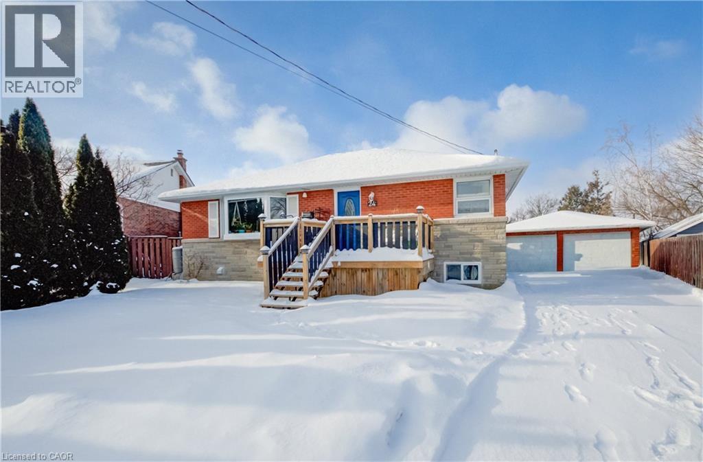 24 Alderney Avenue, Hamilton, ON - Outdoor