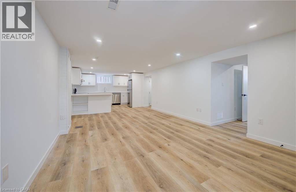 24 Alderney Avenue, Hamilton, ON - Indoor