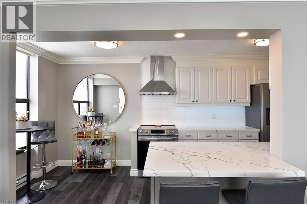 75 Queen Street N Unit# 1707, Hamilton, ON - Indoor