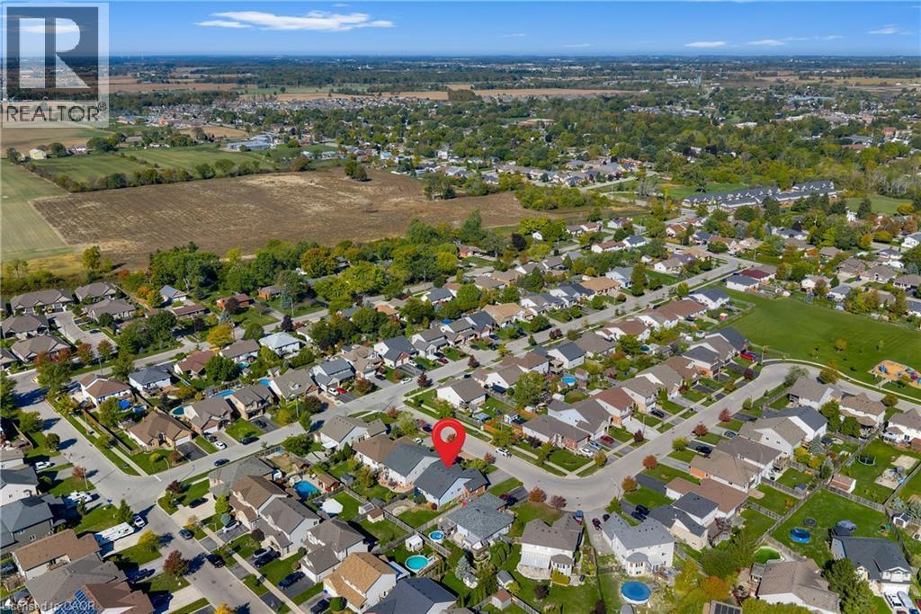 8 Lindan Street, Smithville, ON - Outdoor With View