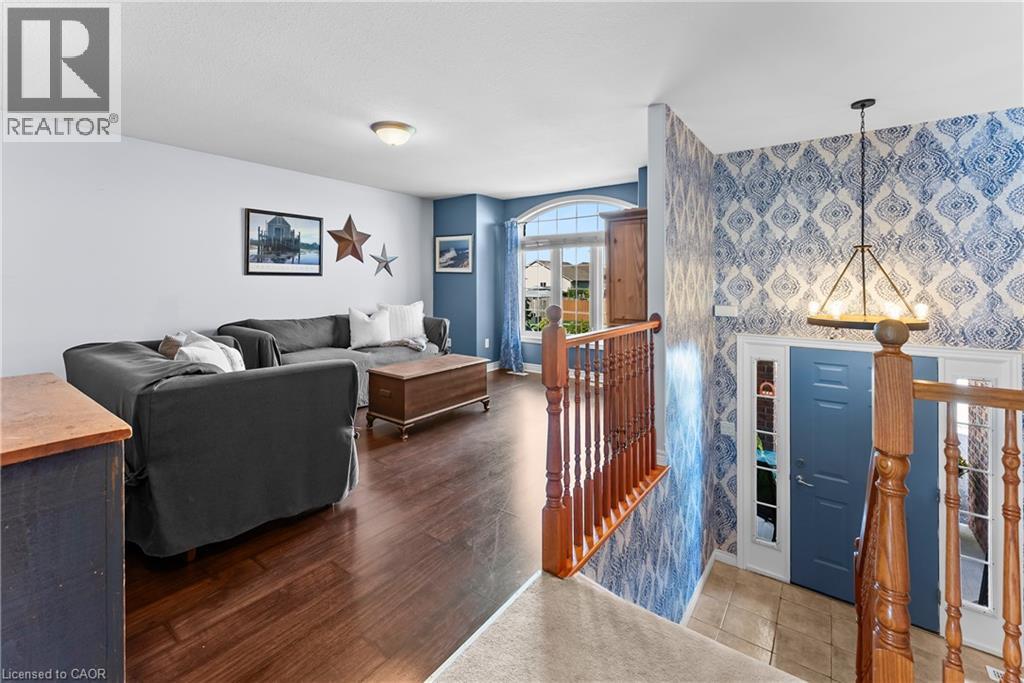 8 Lindan Street, Smithville, ON - Indoor