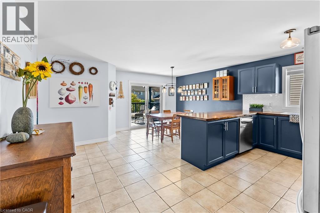 8 Lindan Street, Smithville, ON - Indoor