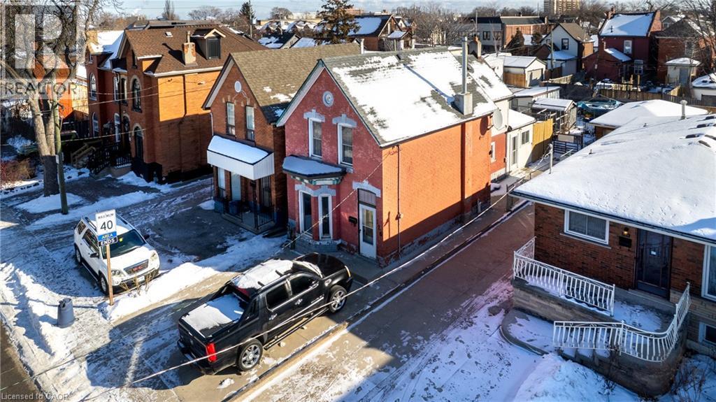 Snowy aerial view featuring a residential view - 126 Tisdale Street N, Hamilton, ON - Outdoor