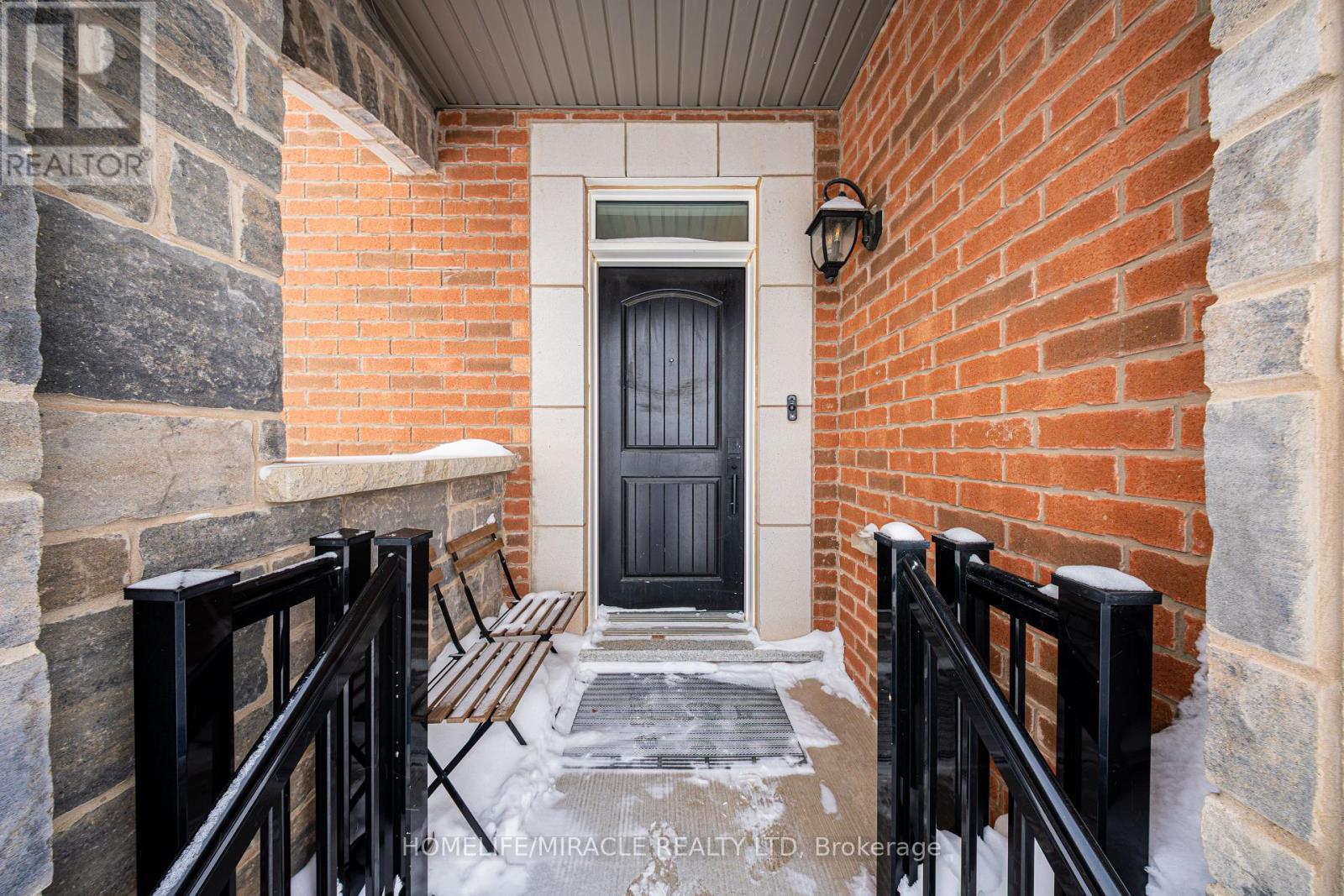 919 Ash Gate, Milton, ON - Outdoor With Exterior