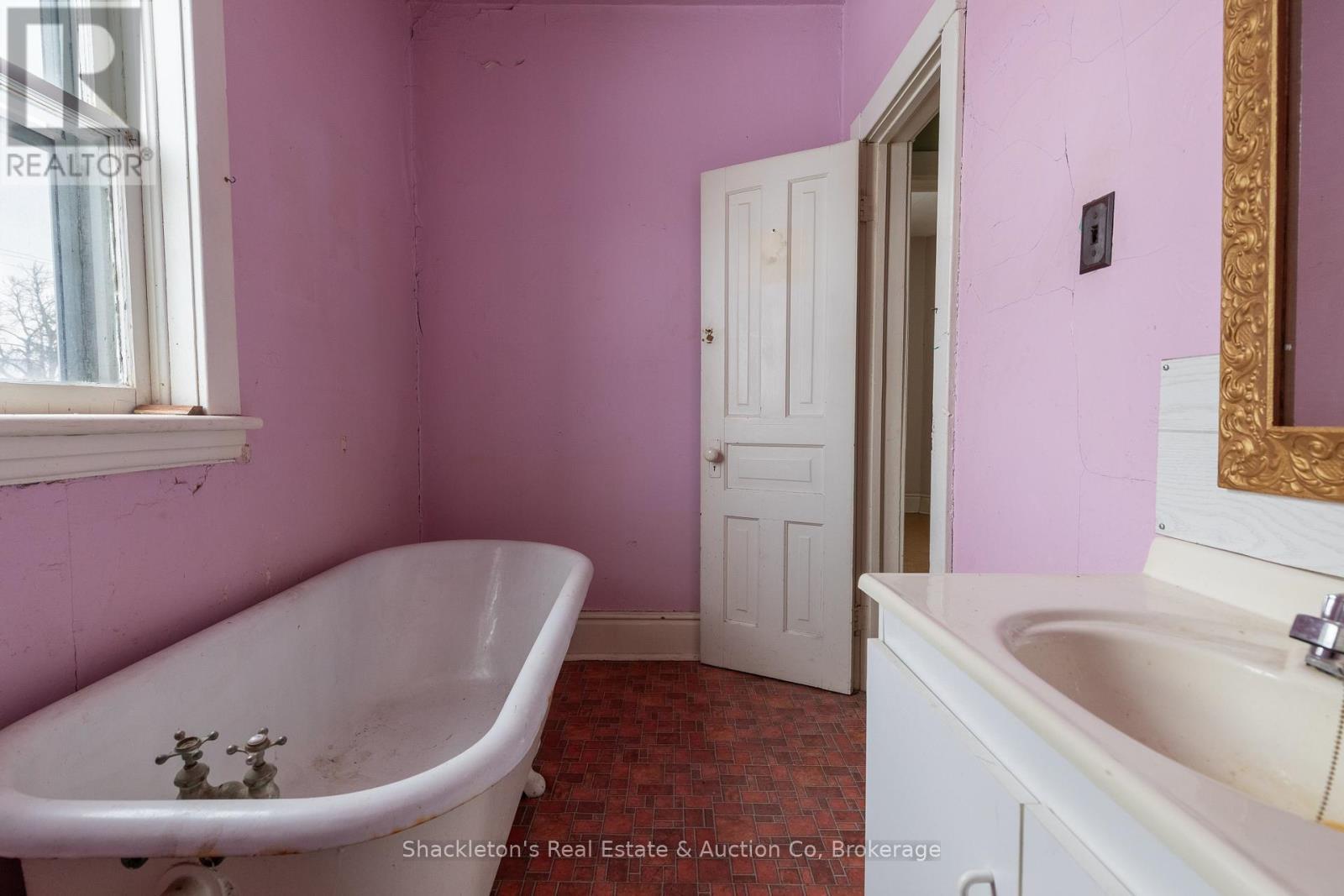 432 Erie Street, Stratford, ON