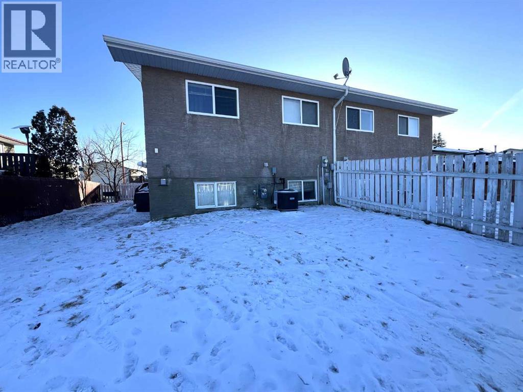 494 Hilton Crescent Ne, Medicine Hat, AB - Outdoor