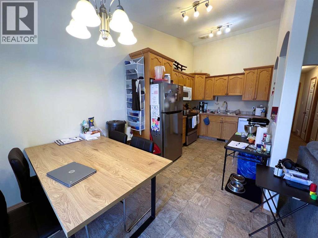 494 Hilton Crescent Ne, Medicine Hat, AB - Indoor