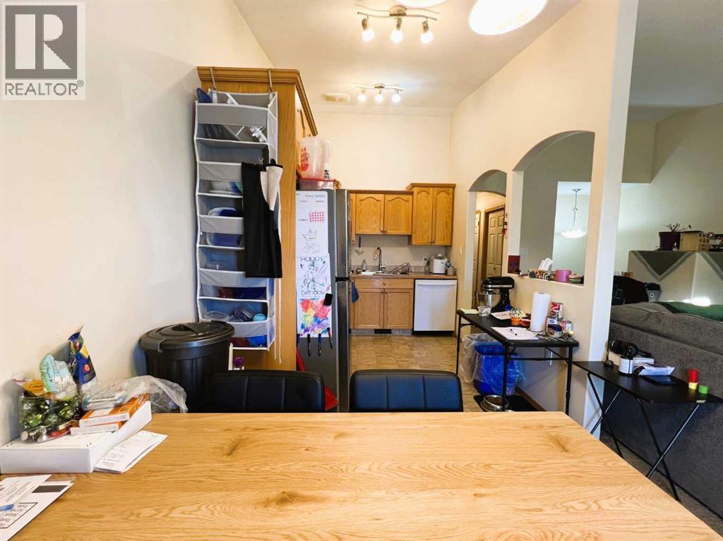 494 Hilton Crescent Ne, Medicine Hat, AB - Indoor