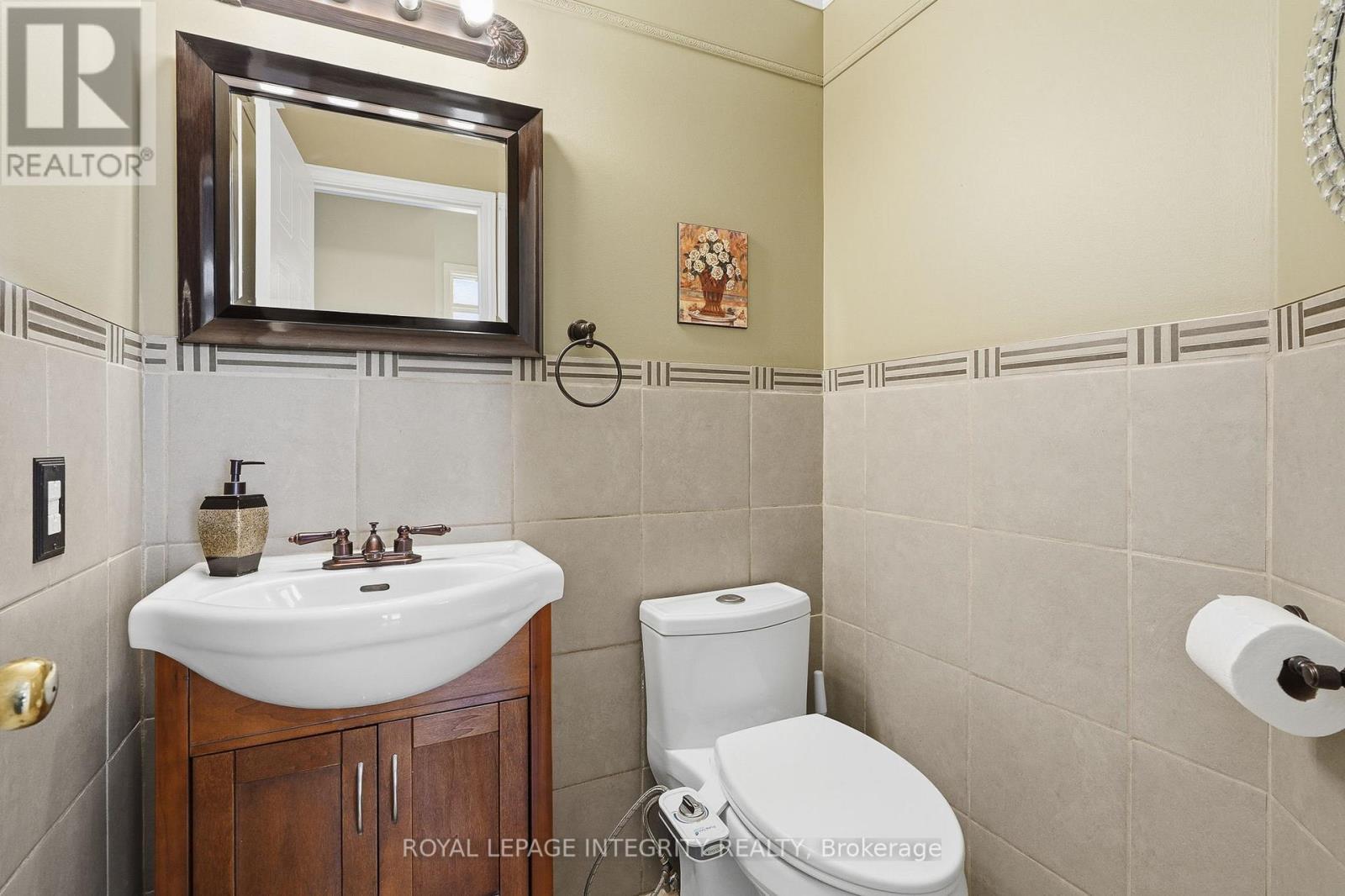 2104 Sandy Oaks Drive, Ottawa, ON - Indoor Photo Showing Bathroom