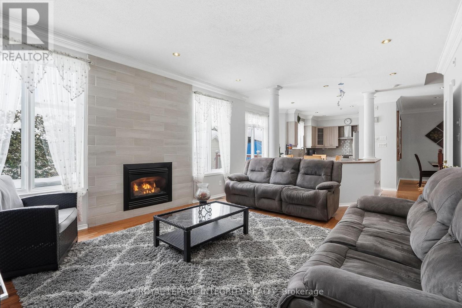 2104 Sandy Oaks Drive, Ottawa, ON - Indoor Photo Showing Living Room With Fireplace