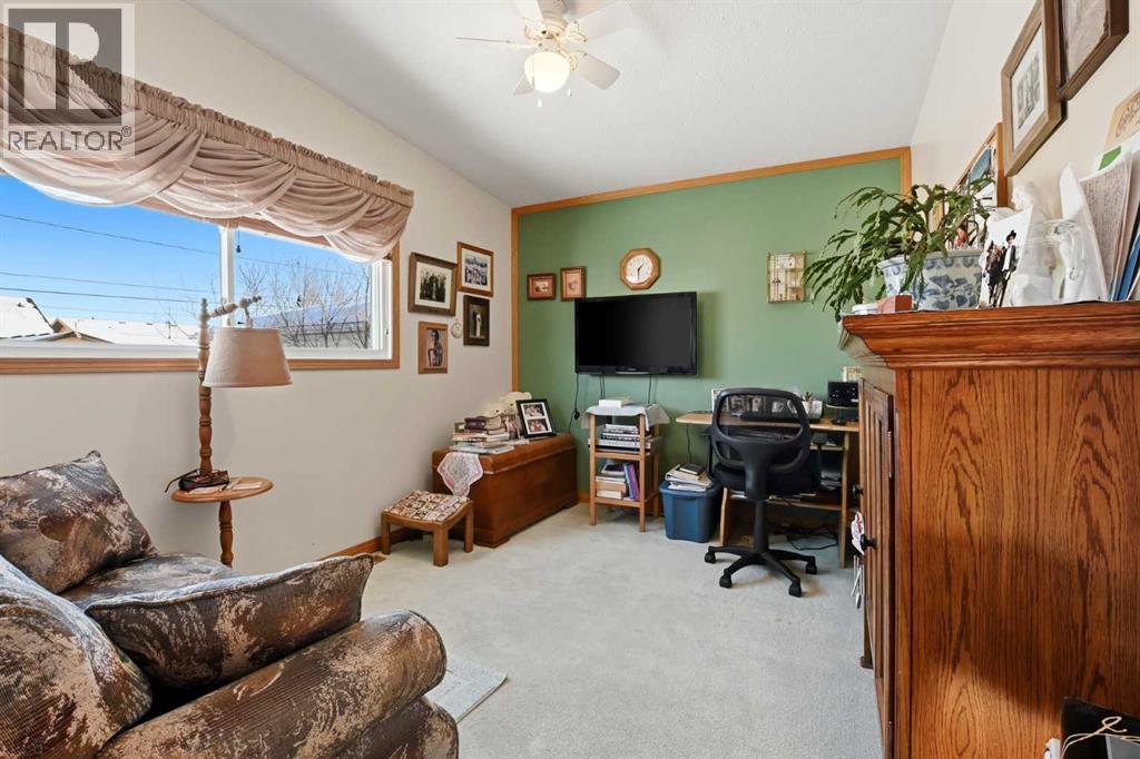 4421 35 Avenue, Red Deer, AB - Indoor