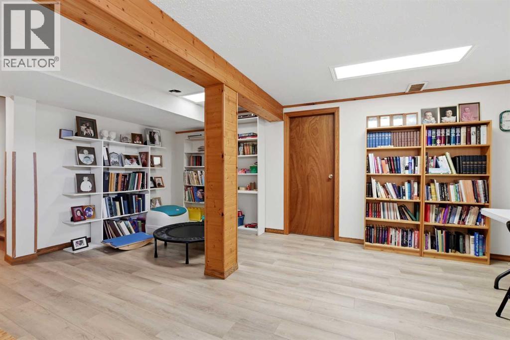 4421 35 Avenue, Red Deer, AB - Indoor