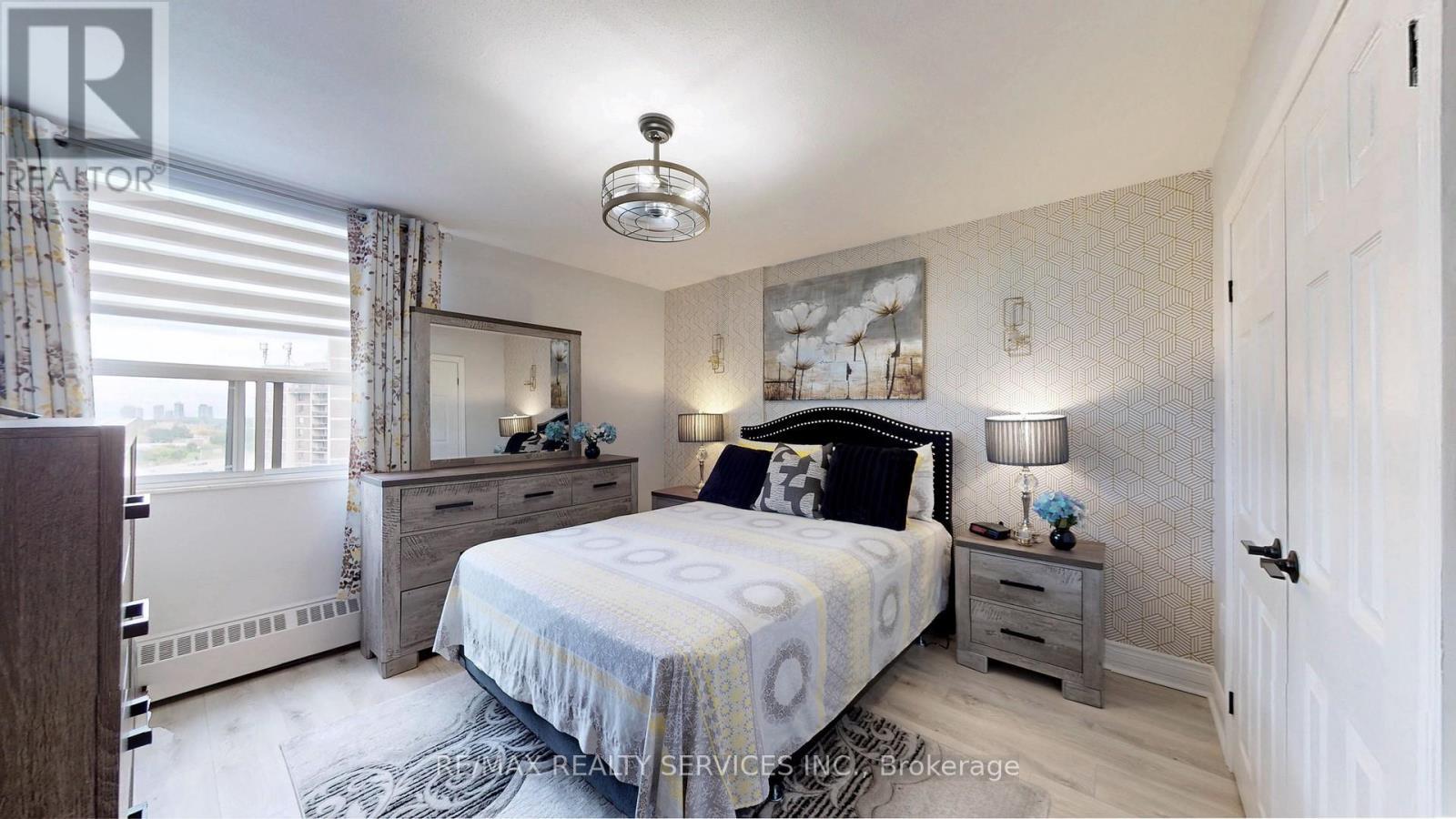 1219 - 551 The West Mall, Toronto, ON - Indoor Photo Showing Bedroom