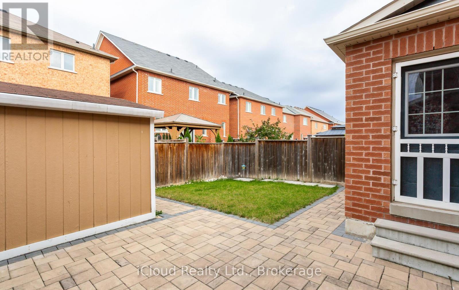 491 Landsborough Avenue, Milton, ON - Outdoor With Exterior