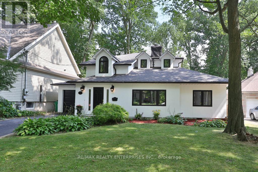 1389 Milton Avenue, Mississauga, ON - Outdoor