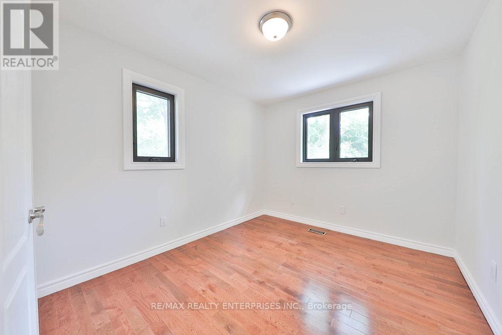 1389 Milton Avenue, Mississauga, ON - Indoor Photo Showing Other Room