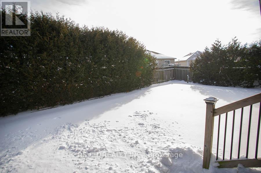 18 Gaal Court, Brantford, ON - Outdoor