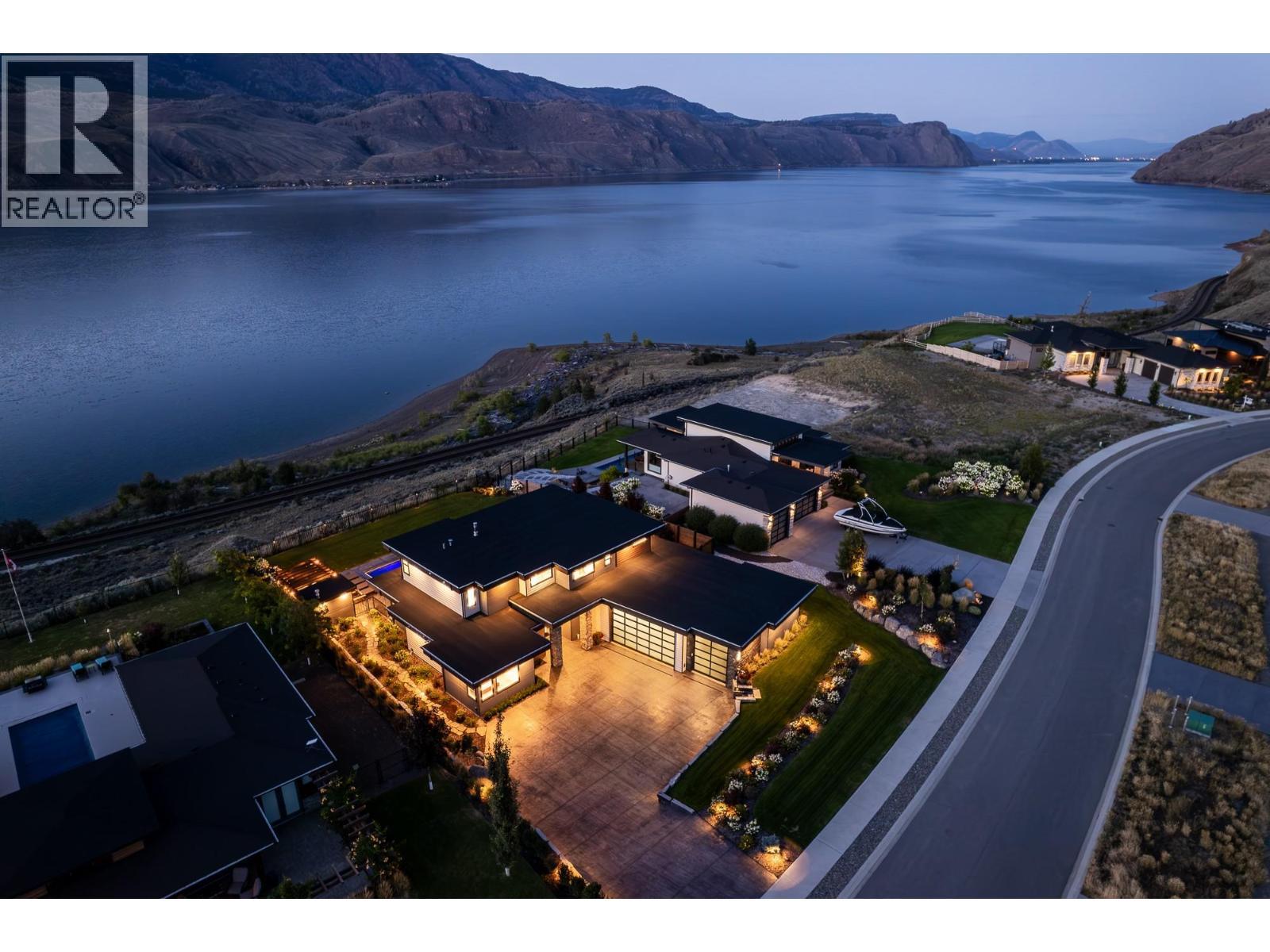 338 Rue Cheval Noir, Kamloops, BC - Outdoor With Body Of Water With View
