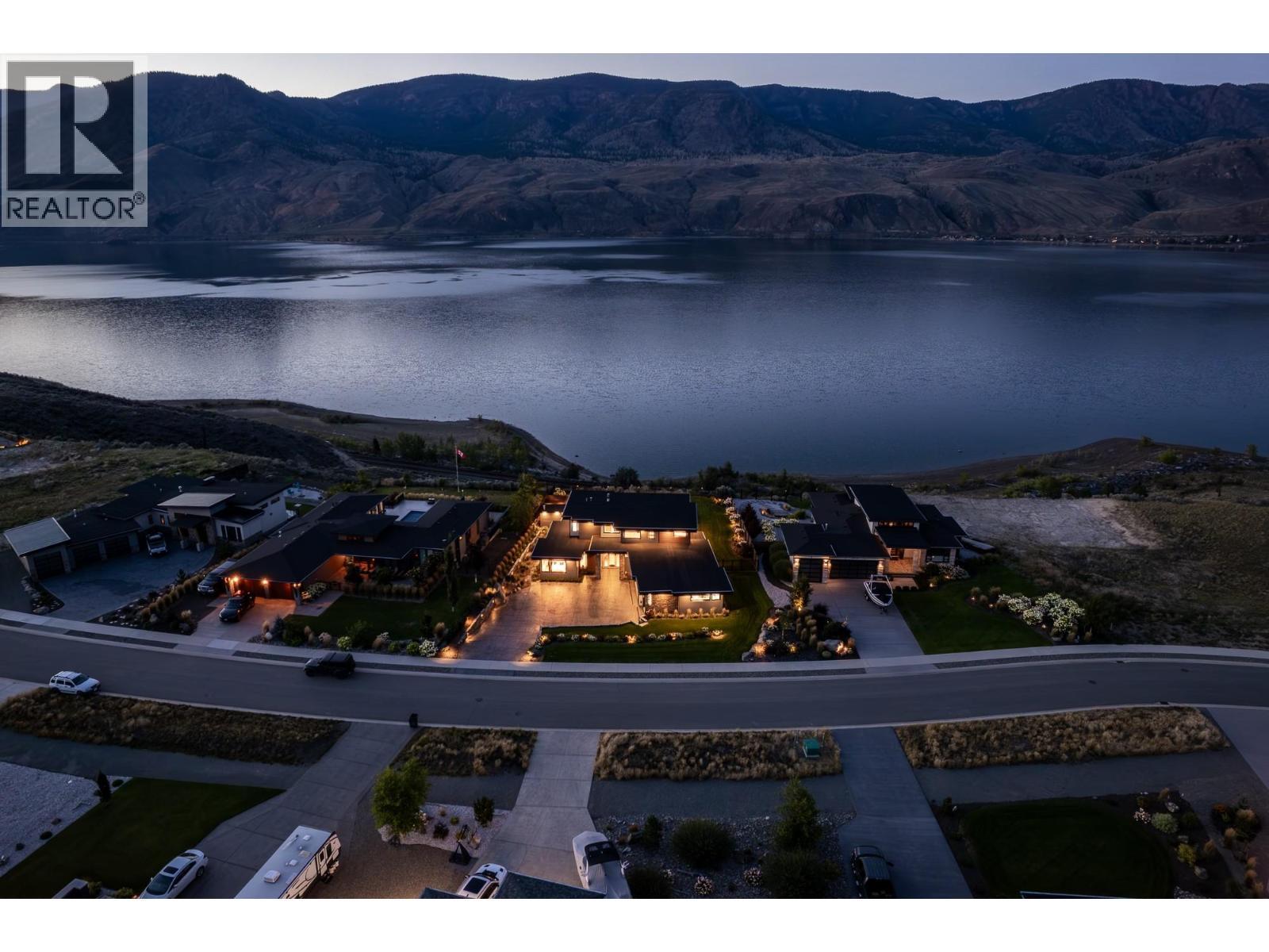 338 Rue Cheval Noir, Kamloops, BC - Outdoor With Body Of Water With View