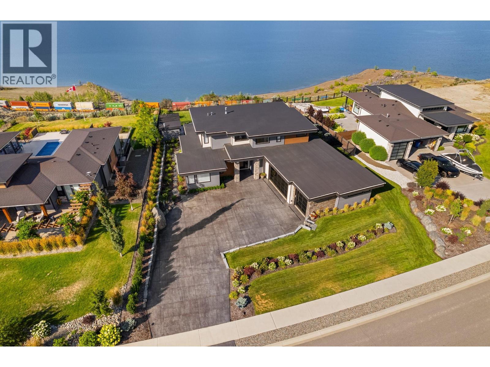 338 Rue Cheval Noir, Kamloops, BC - Outdoor With Body Of Water With View
